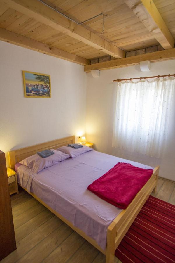 Seaside Secluded Apartments Cove Skozanje, Hvar - 5713 Gdinj Exteriör bild